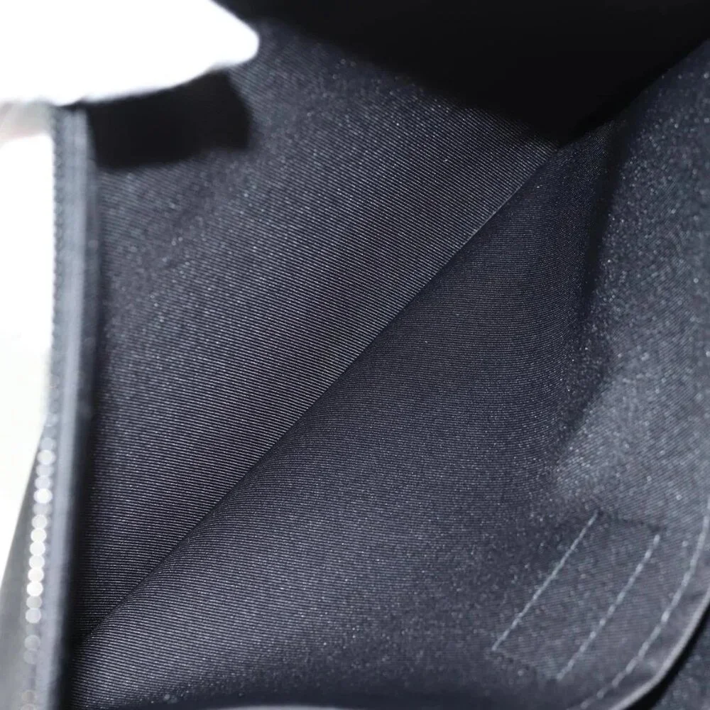 LOUIS VUITTON taiga rainbow Chain Pochette A4 Bag Black M30347 LV Auth 157880M - Picture 13 of 16